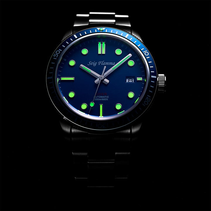 Seig Flamma - Automatic 200M Diver Watch - 42mm Date Function